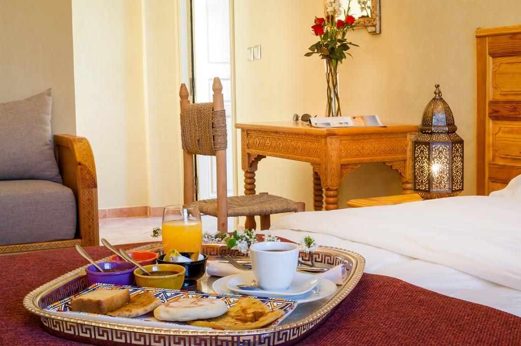 Riad Sougtani Tazrou Kültér fotó