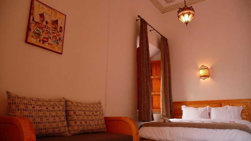 Riad Sougtani Tazrou Kültér fotó