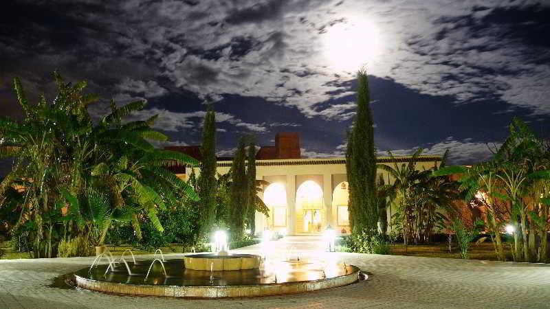 Riad Sougtani Tazrou Kültér fotó